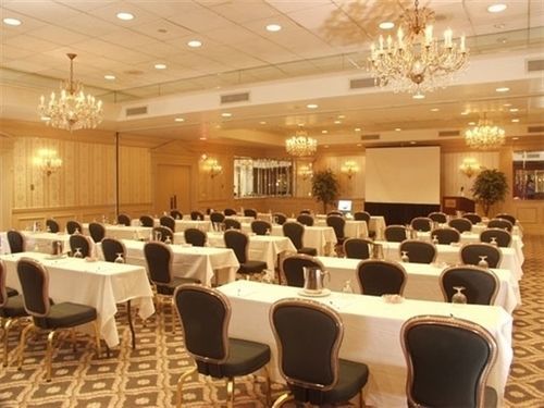 Somerset Hills Hotel, Tapestry Collection By Hilton 4*